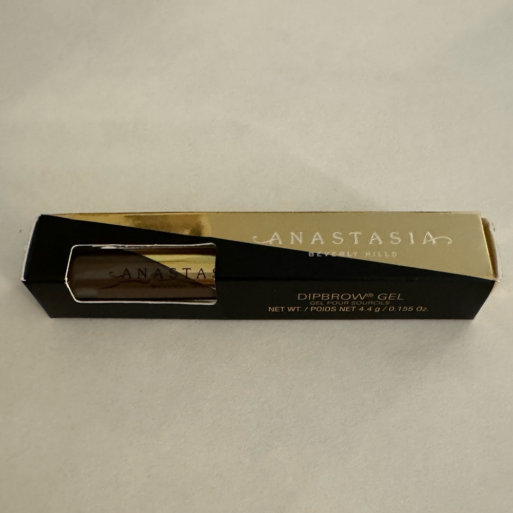 Anastasia Beverly Hills Dipbrow Gel in Medium brown full size